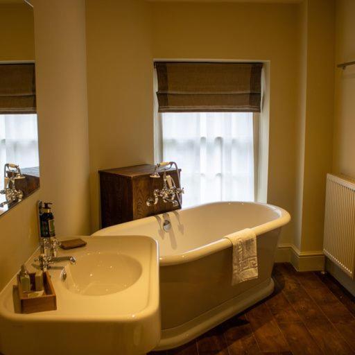 The Assheton Arms Hotel Clitheroe Ngoại thất bức ảnh