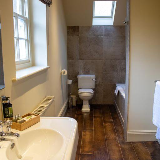 The Assheton Arms Hotel Clitheroe Ngoại thất bức ảnh