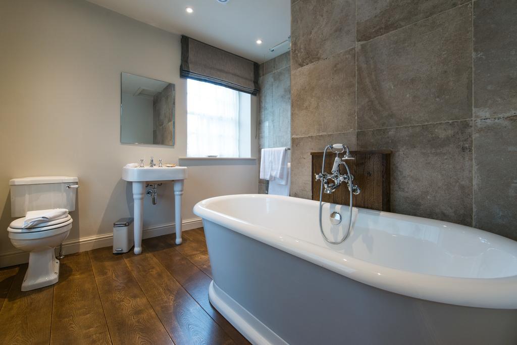 The Assheton Arms Hotel Clitheroe Ngoại thất bức ảnh
