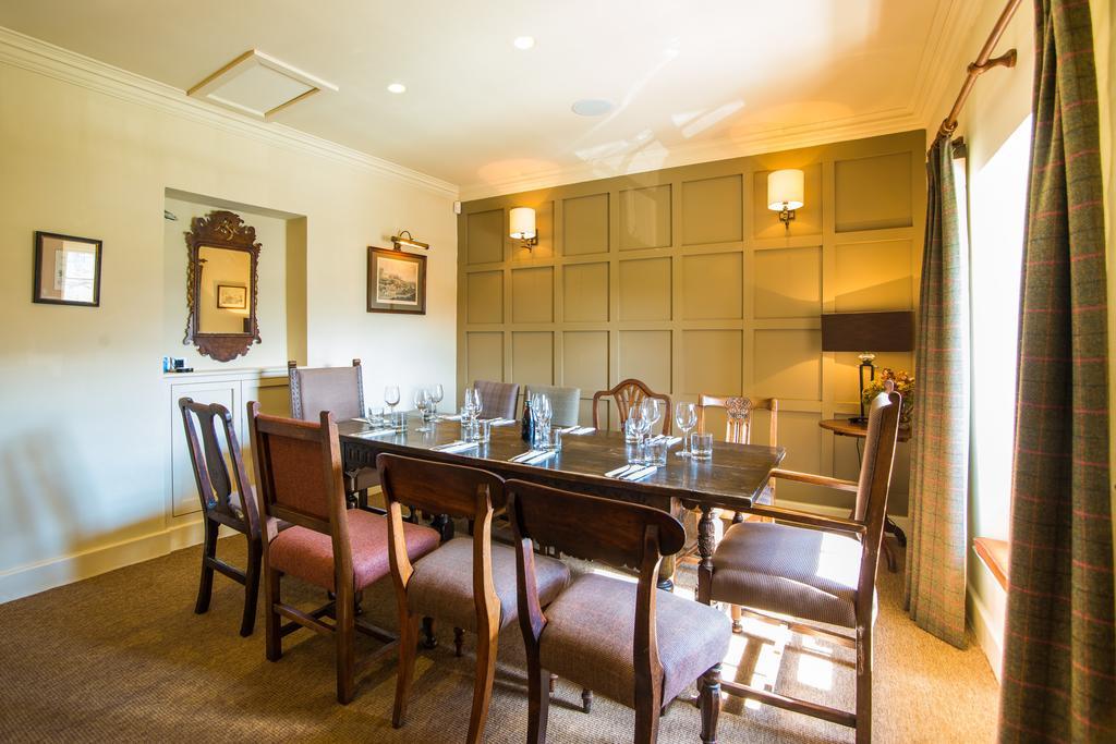 The Assheton Arms Hotel Clitheroe Phòng bức ảnh